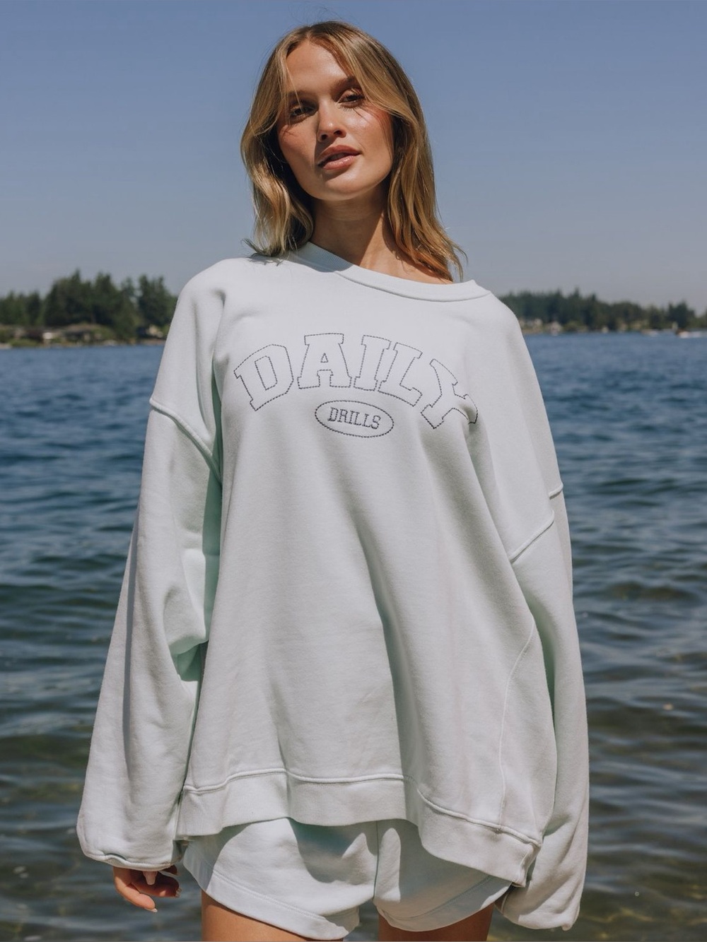 Daily Drills Oversized Crew in Lake Day + Navy Stitch Size M/L